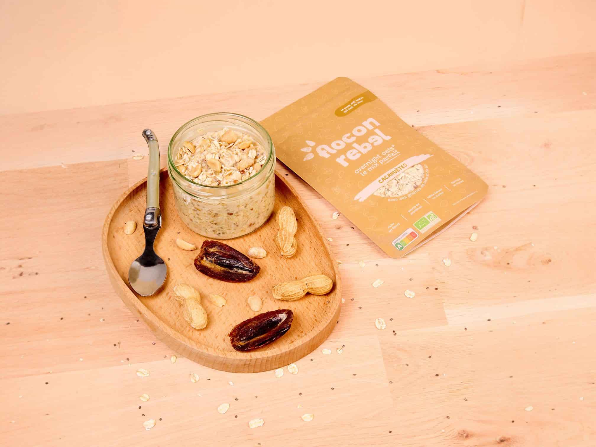 overnight oats Flocon Rebel cacahuètes overnight porridge petit déjeuner sain protéiné sans sucres rapide